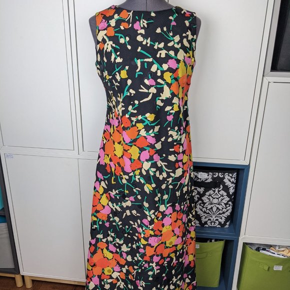 Black Sleeveless Multi Colored Floral Dress - Picture 2 of 6
